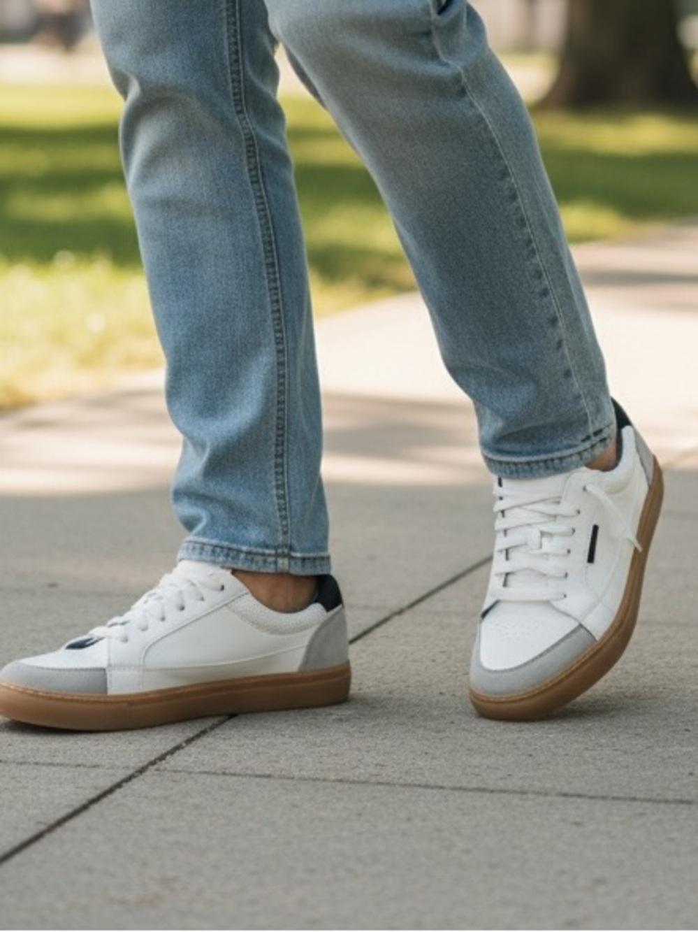 Mix No. 6 Men’s White Gum Sole Sneakers Size 8